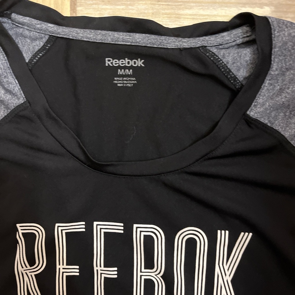 Reebook - Picture 3 of 3